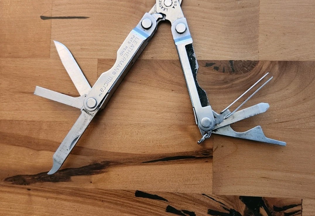Leatherman Micra Key Chain Multi-Tool, Knife, Scissors, Stainless Steel – 783