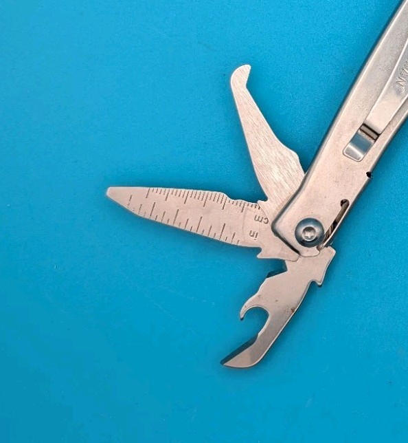 Leatherman Rev 3.8″ Multi-Tool, Stainless!