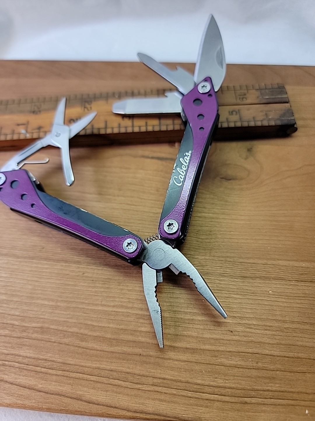 Cabelas Multi-tool Purple Black Silver 6 Tool Pocket Knife
