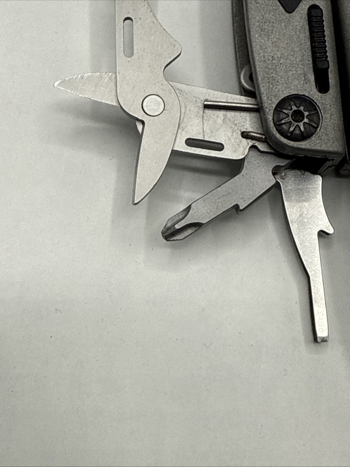 Gerber Multi-Plier 700 Legend with Sheath- Silver