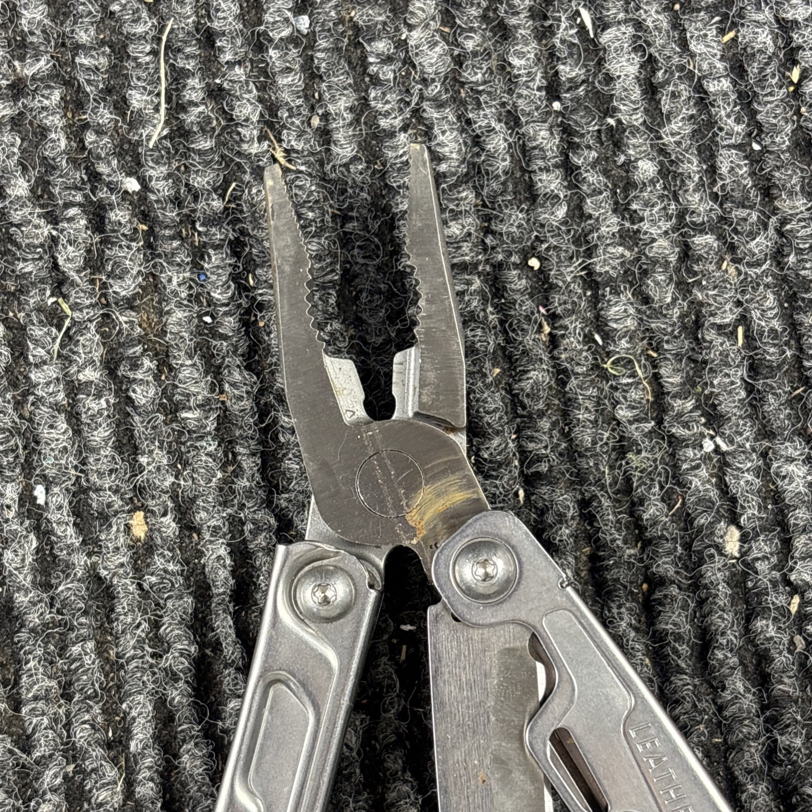 Leatherman Rev 3.8″ Multi-Tool, Stainless! USED (051)
