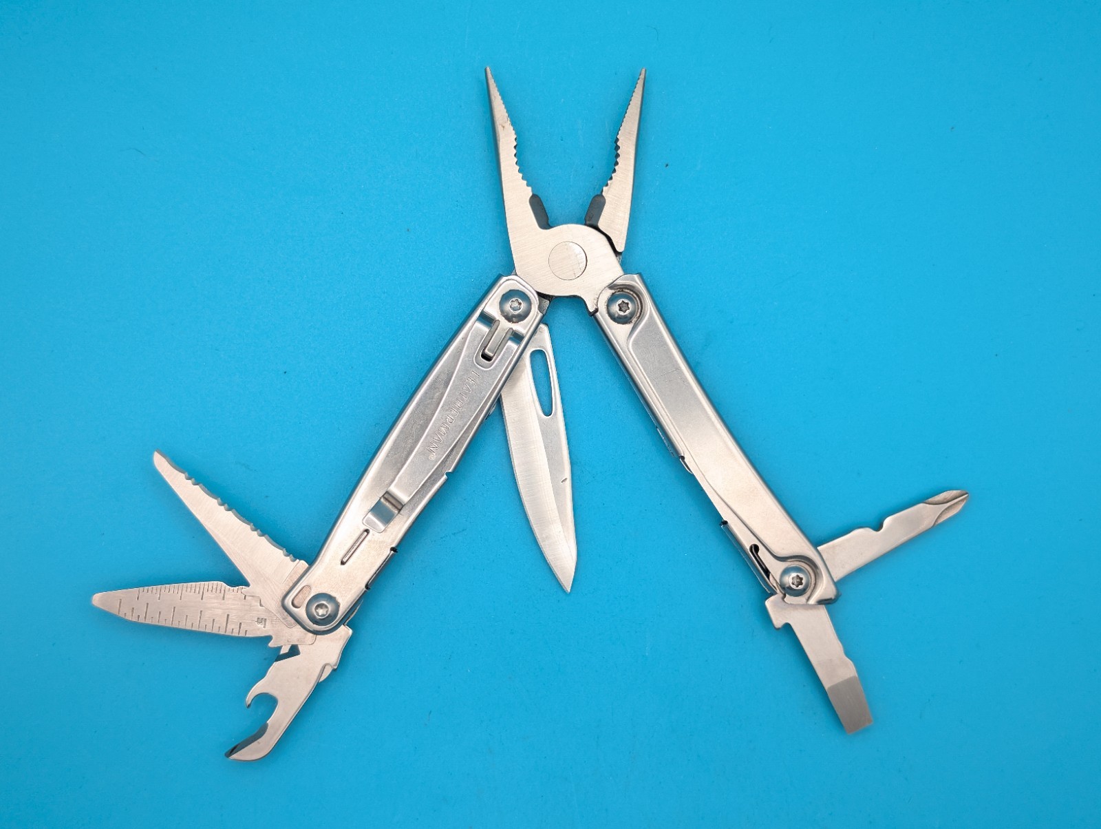 Leatherman Bolster 13 Tool Stainless Steel Multi-Tool!