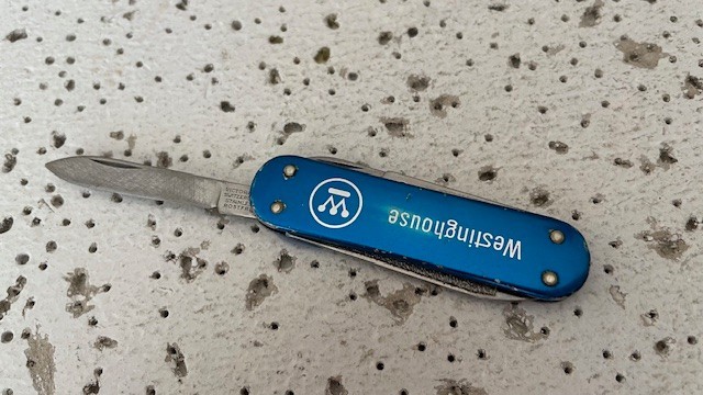 Vintage Victorinox Swiss Army Knife Westinghouse Classic SD Alox Blue Multi Tool