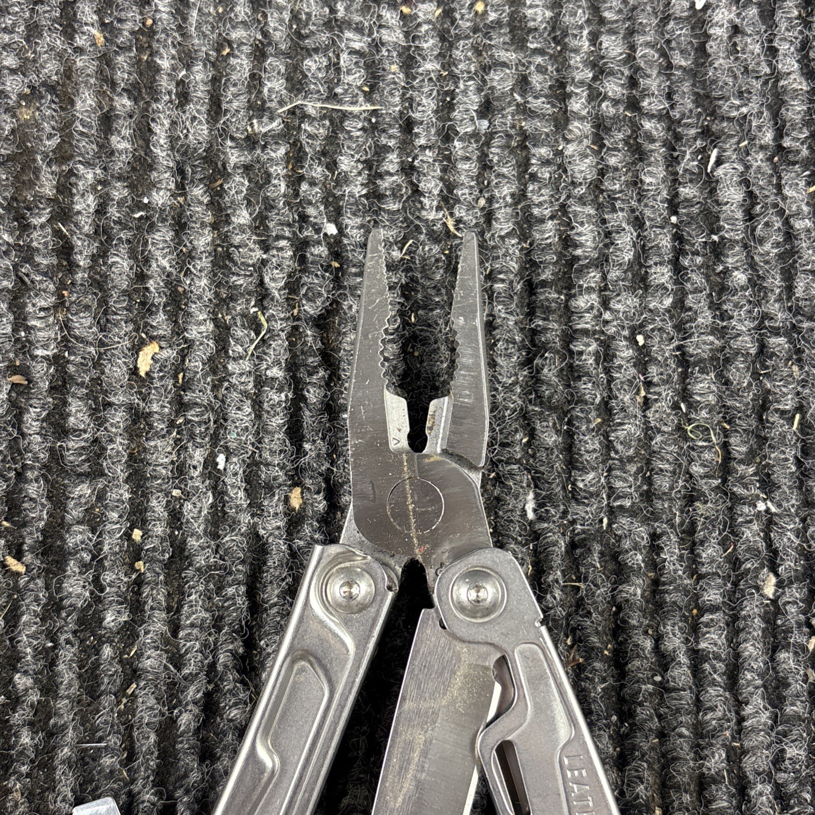 Leatherman Rev 3.8″ Multi-Tool, Stainless! USED (041)