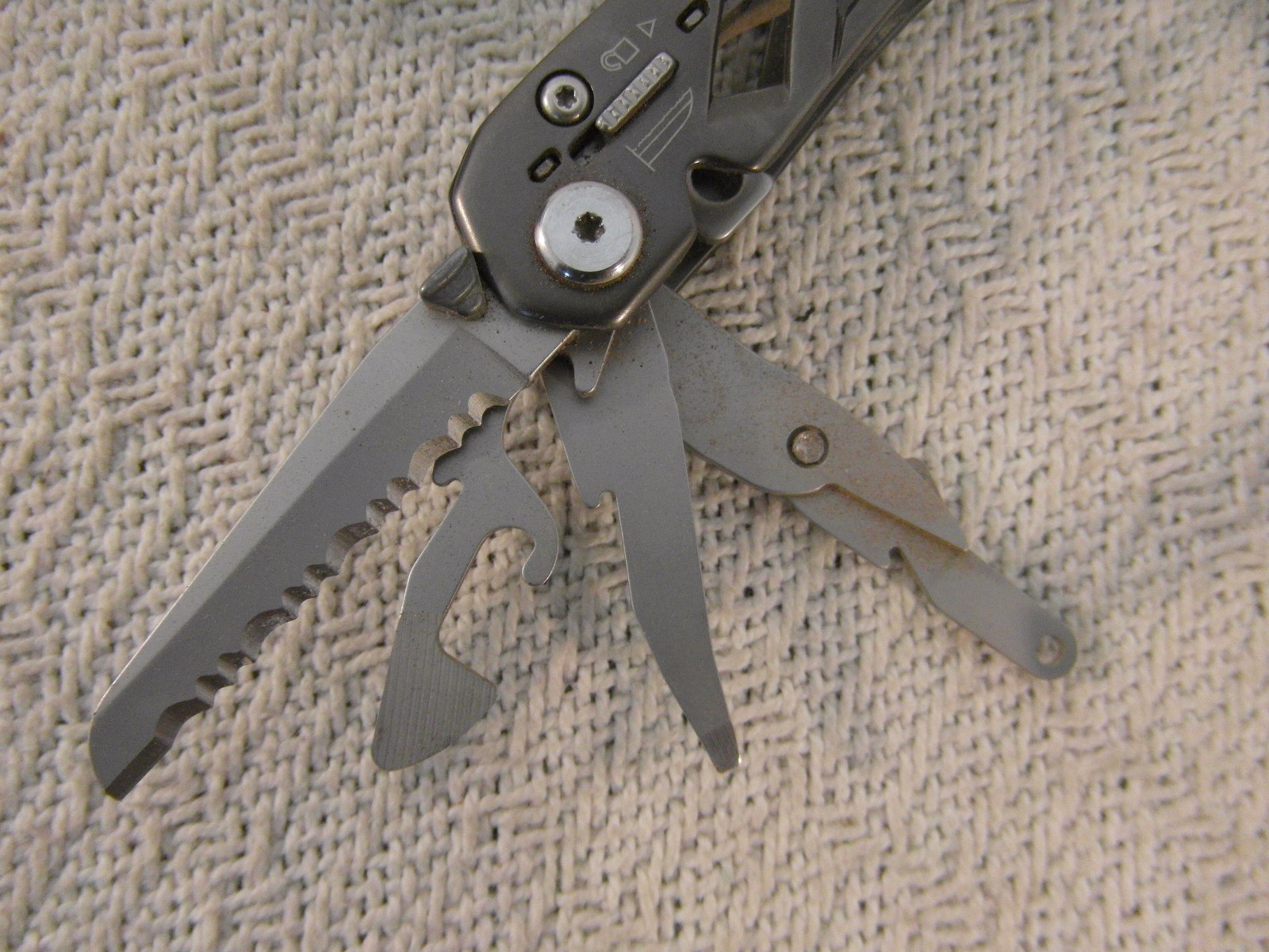Gerber Suspension Style Silver Gray Military Multi-Tool 33789