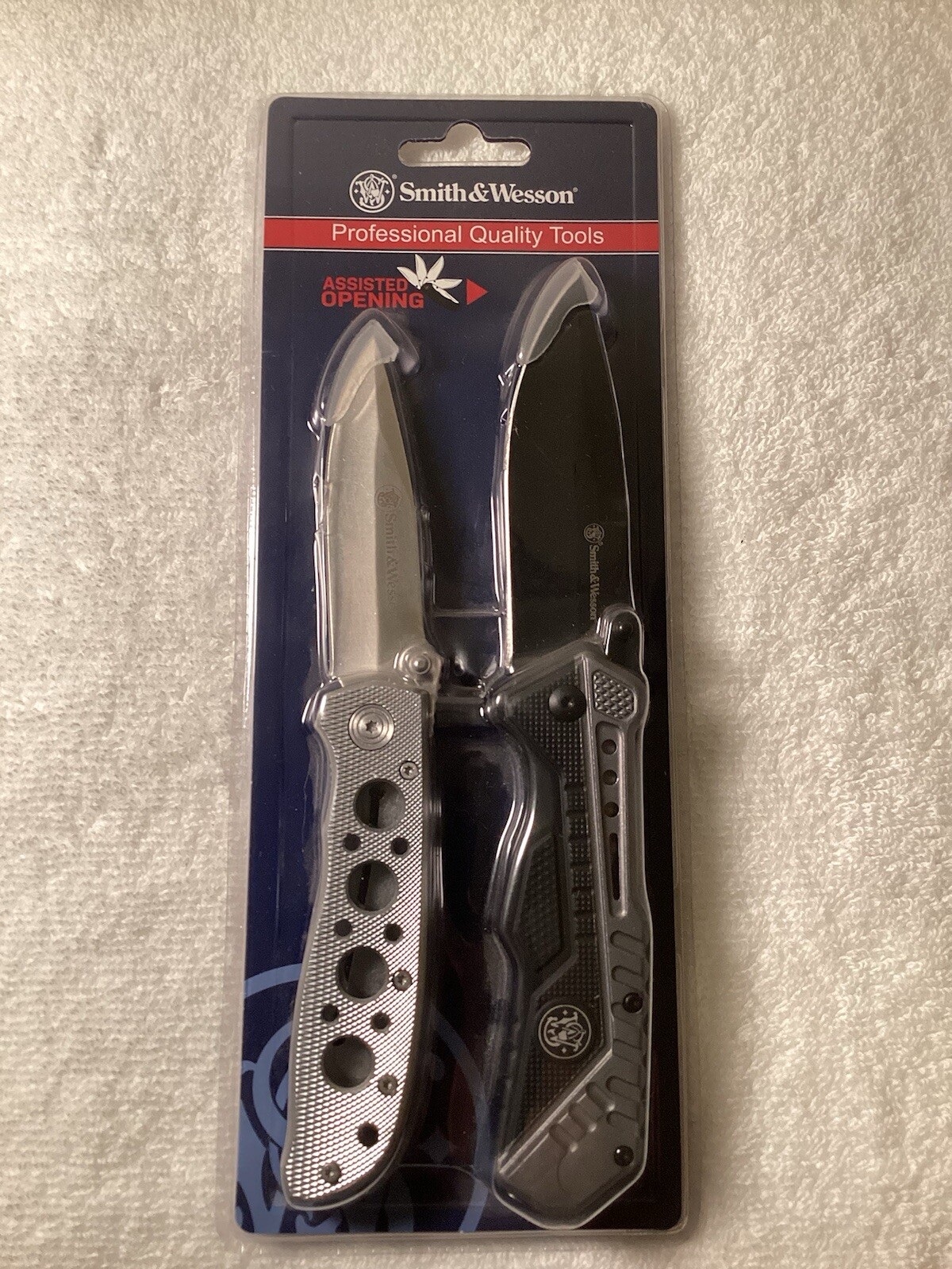 Smith And Western Professional Quality, Tools, Assisted Opening Knife.(A1)