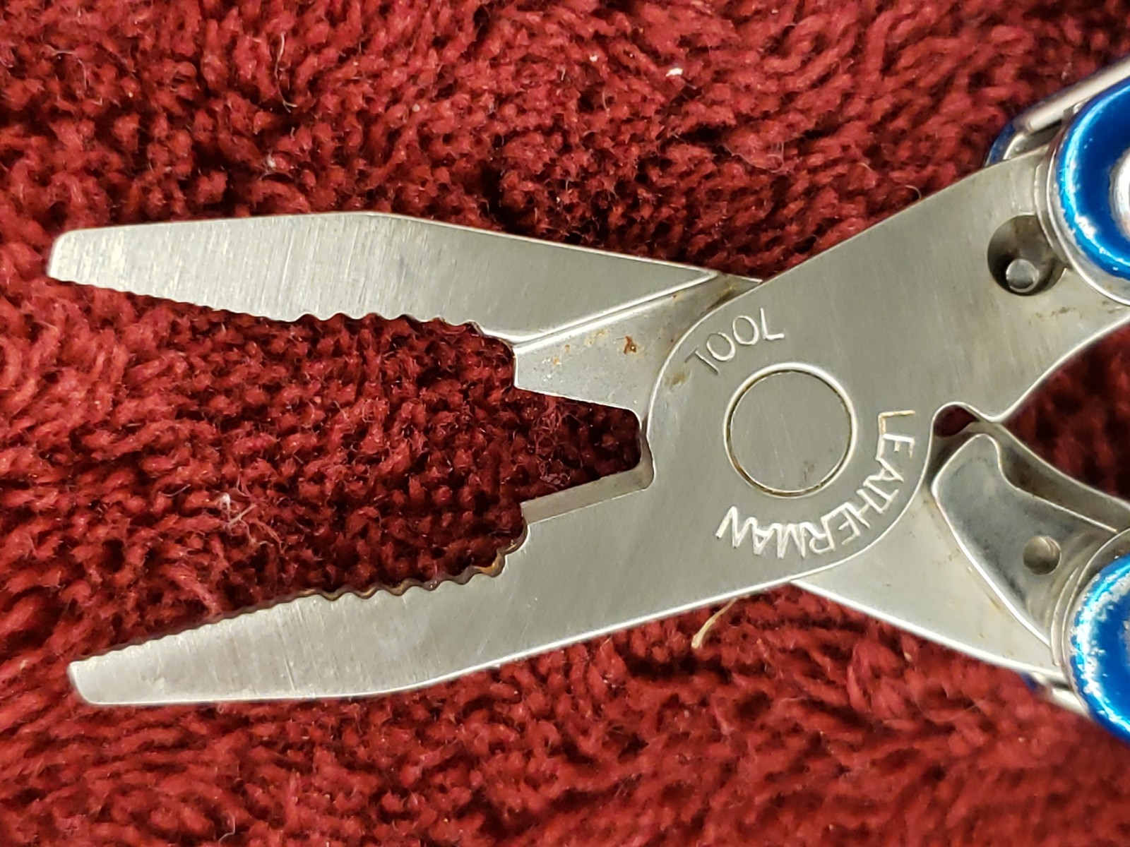 🔴 Leatherman Squirt P4 Multi-Tool Blue Keychain