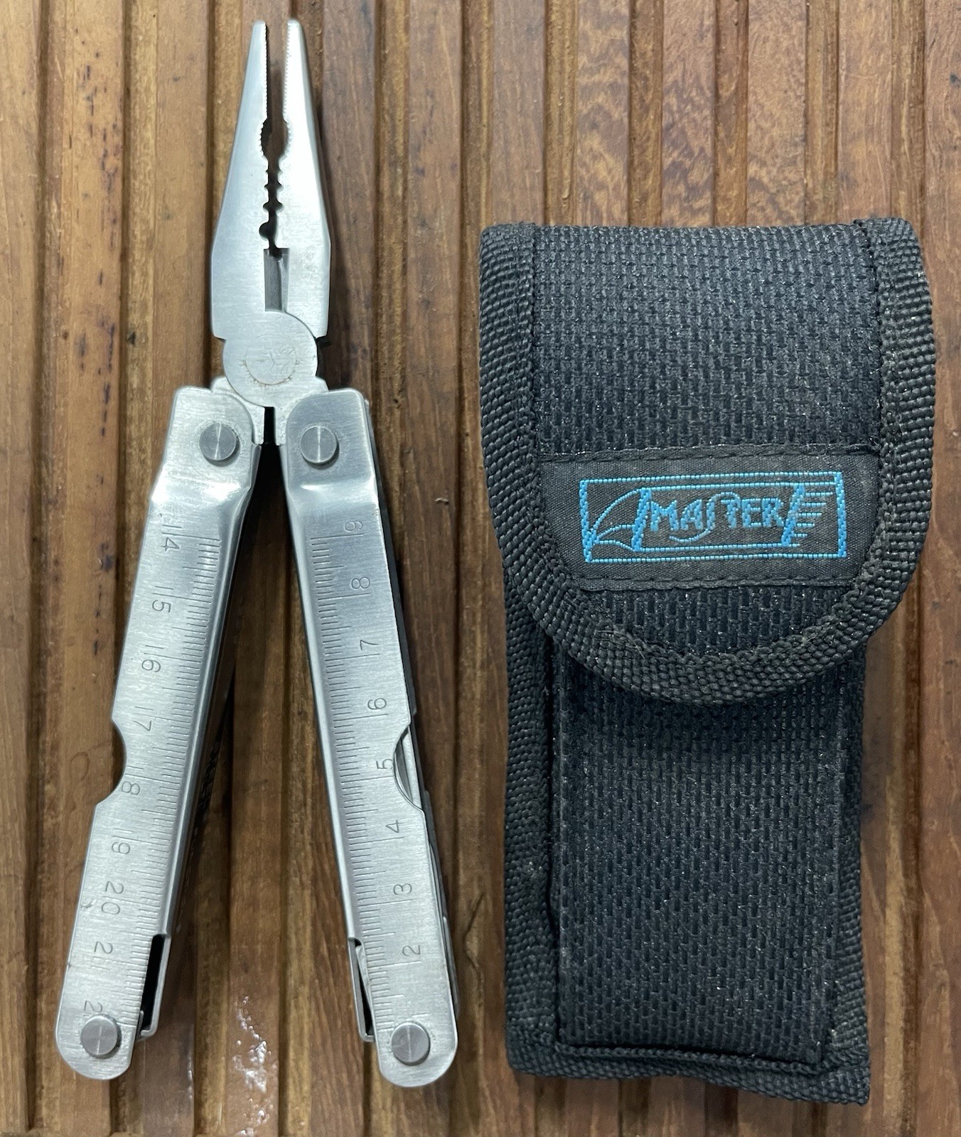 Master Tool Multi Tool Pocket Knife
