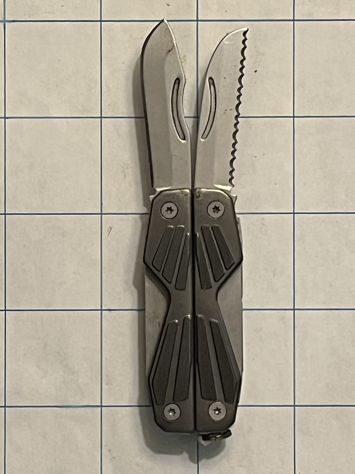 Gerber Bear Grylls Compact Multi Tool