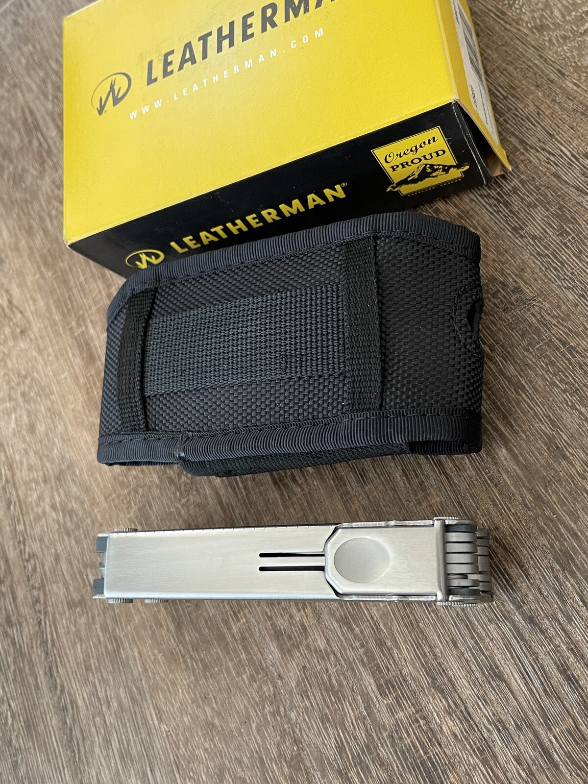 New, Leatherman Core multi tool w/ballistic nylon Sheath. Discontinued