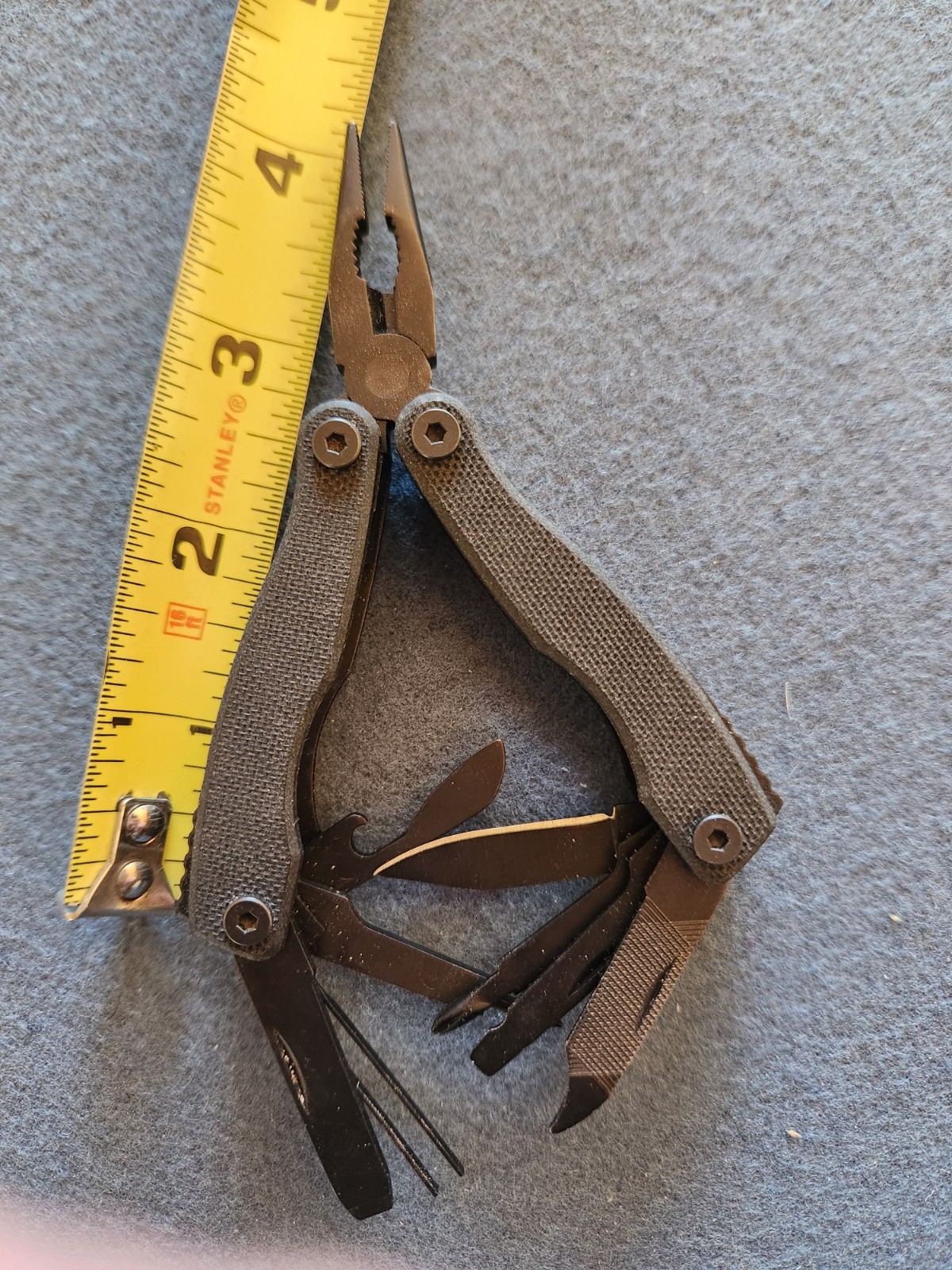 Multi Tool Pliers, Wire Cutter, Saw, Knife, tweezer, Black 10 tools, unused