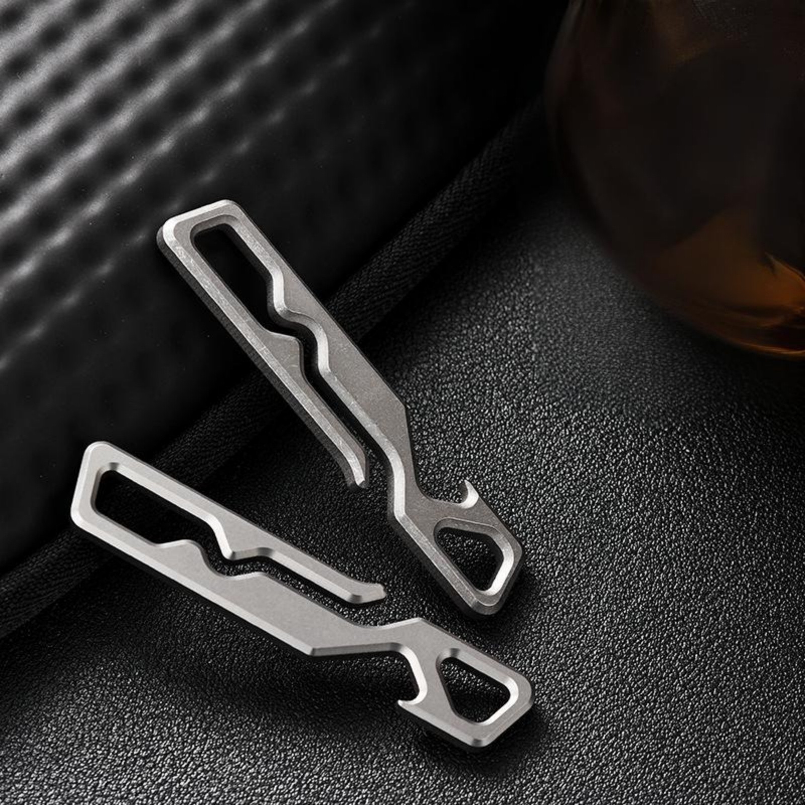 Titanium Alloy EDC Keychain Clip Multi-Tool Belt Hook Outdoor Gear lightweight
