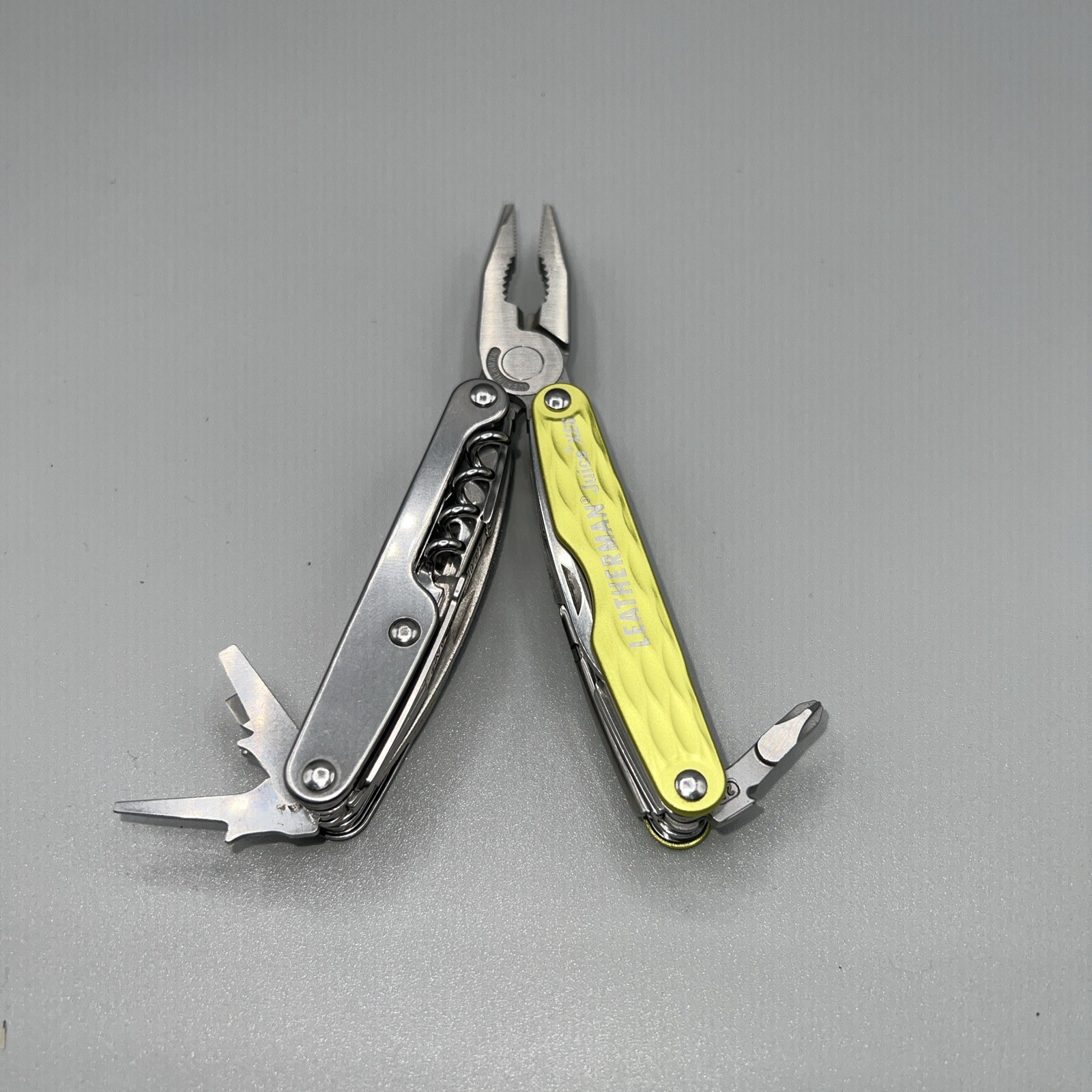 Leatherman Juice XE6 Green Demo Model