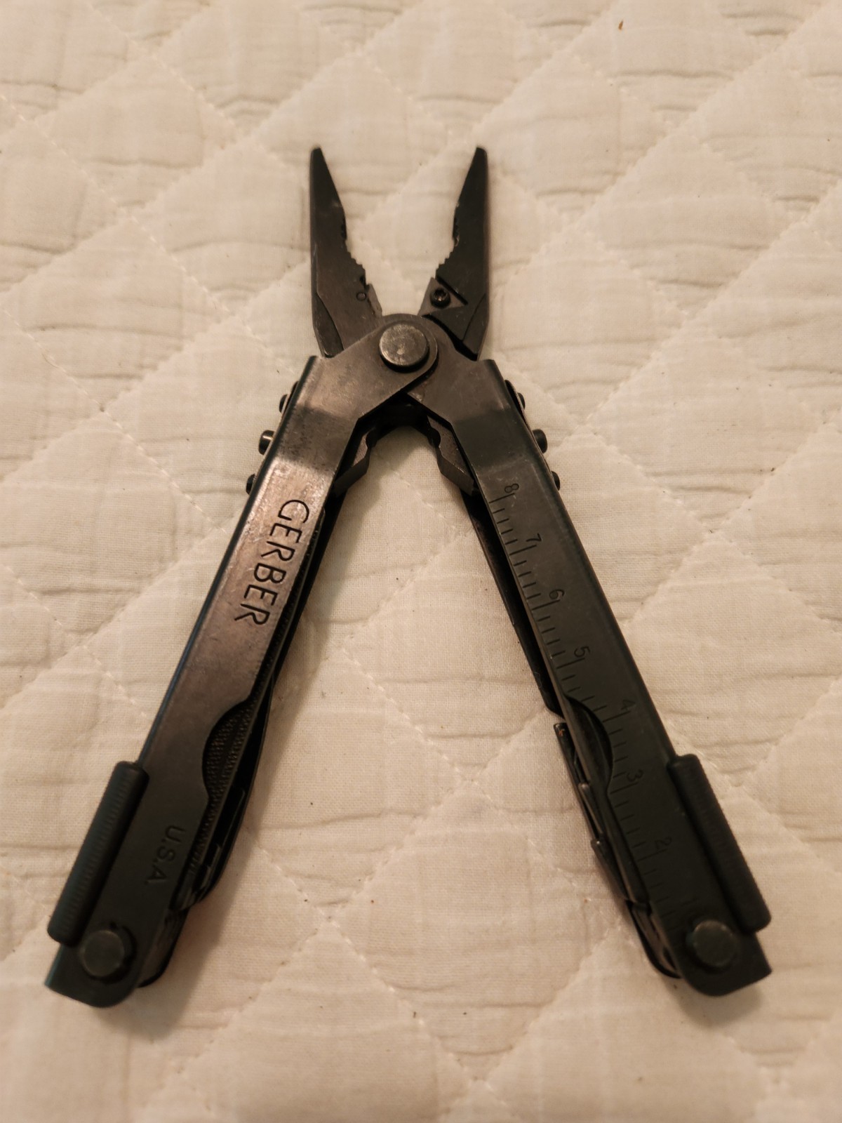 Gerber USA MP600 Black Multi-Tool With ACU Gerber Sheath