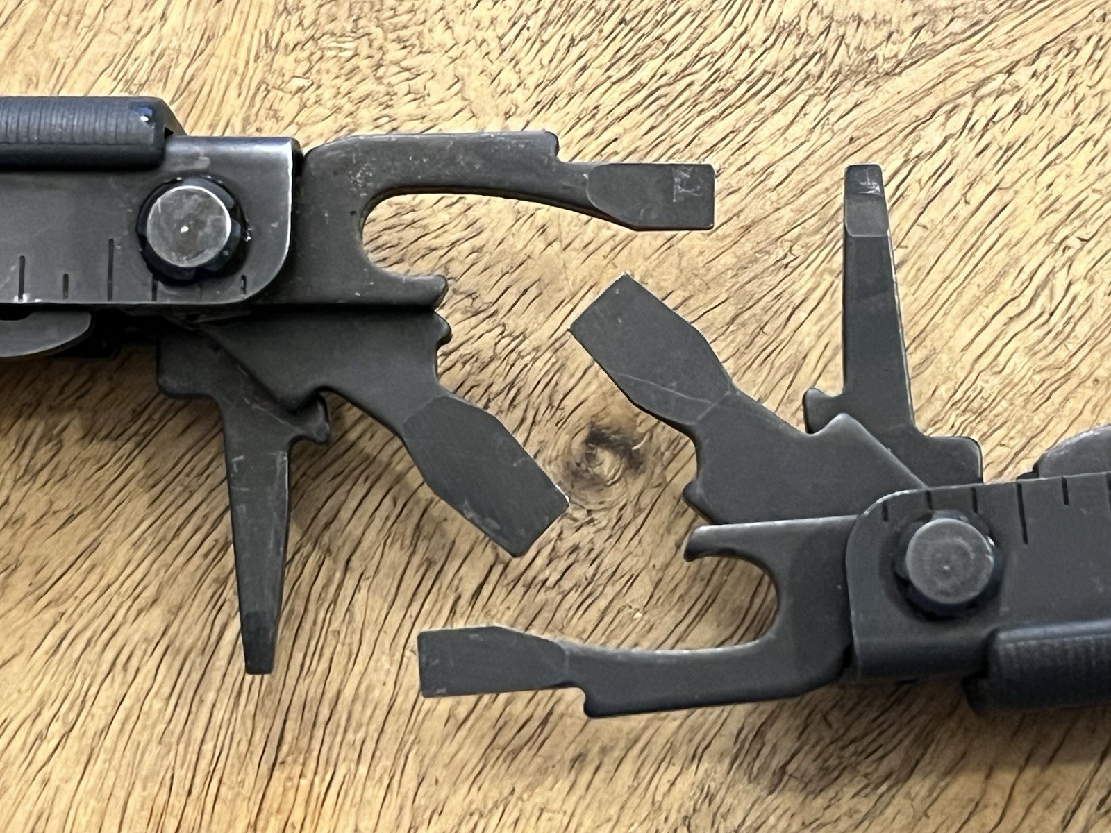 -USA- Gerber Multi Tool MP600 SUPER Nice! w/Gerber Sheath TSA Confiscated Lot 2