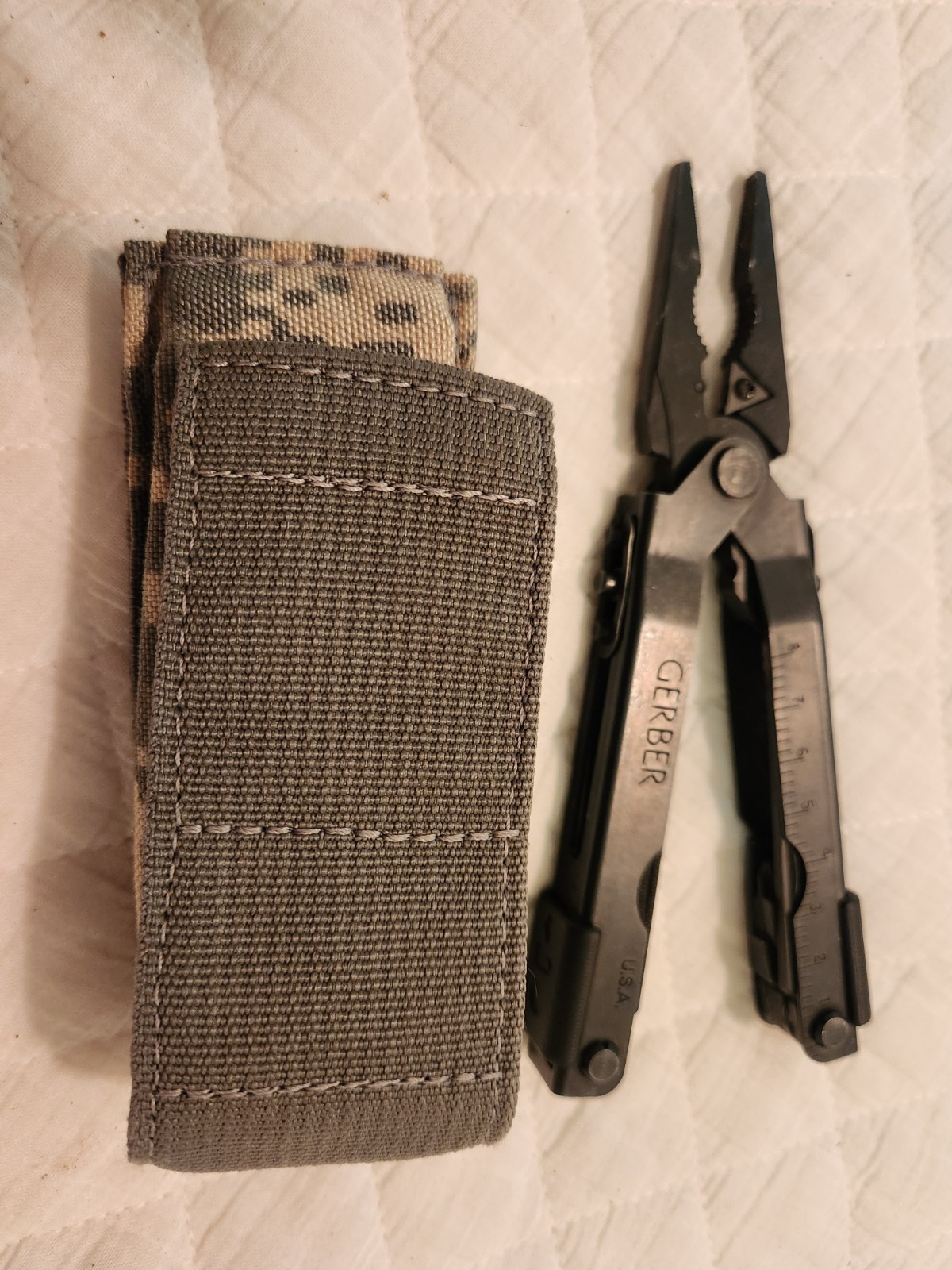 Gerber USA MP600 Black Multi-Tool With ACU Gerber Sheath