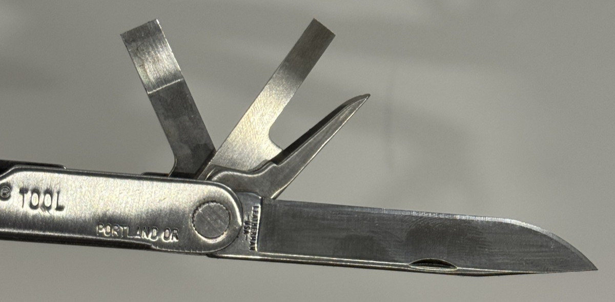 Vintage Leatherman PST Multi Tool 9in1 Marlboro Country Store Version Stainless