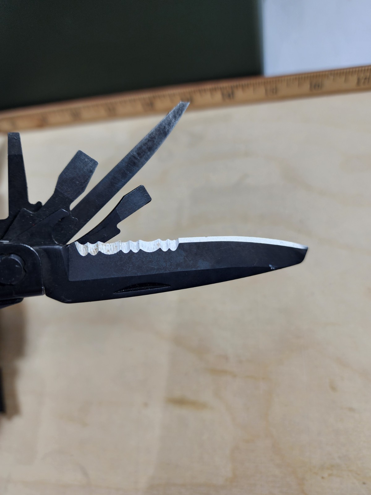 Gerber MP 600 Military Sight Tool x1(ONE) light usage Discontinued (MSRP $136)