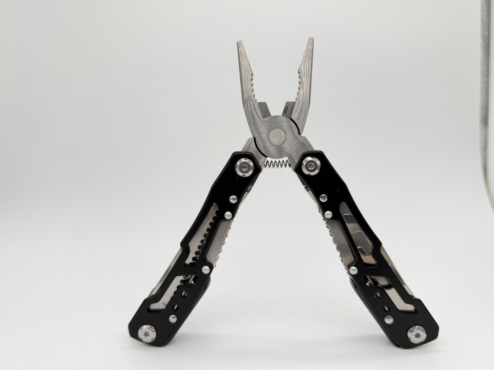 FANGFO 15-in-1 Multi-Tool Black Skeletonized Heavy Duty Pocket Pliers EDC Tool
