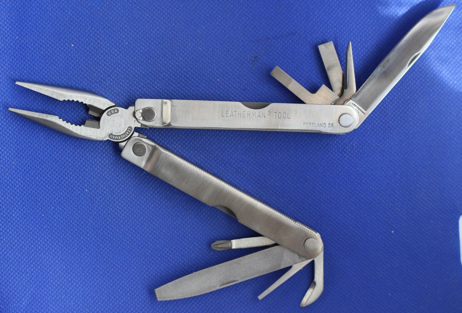 Vintage 1995 The Original Leatherman Tool w/ Sheath, NIB, NOS