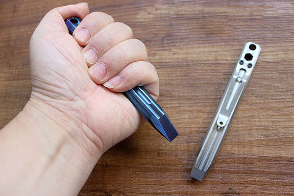 EDC TC4 Titanium Crowbar Pry Bar Screwdriver With Clip Keychain Pendant Tool