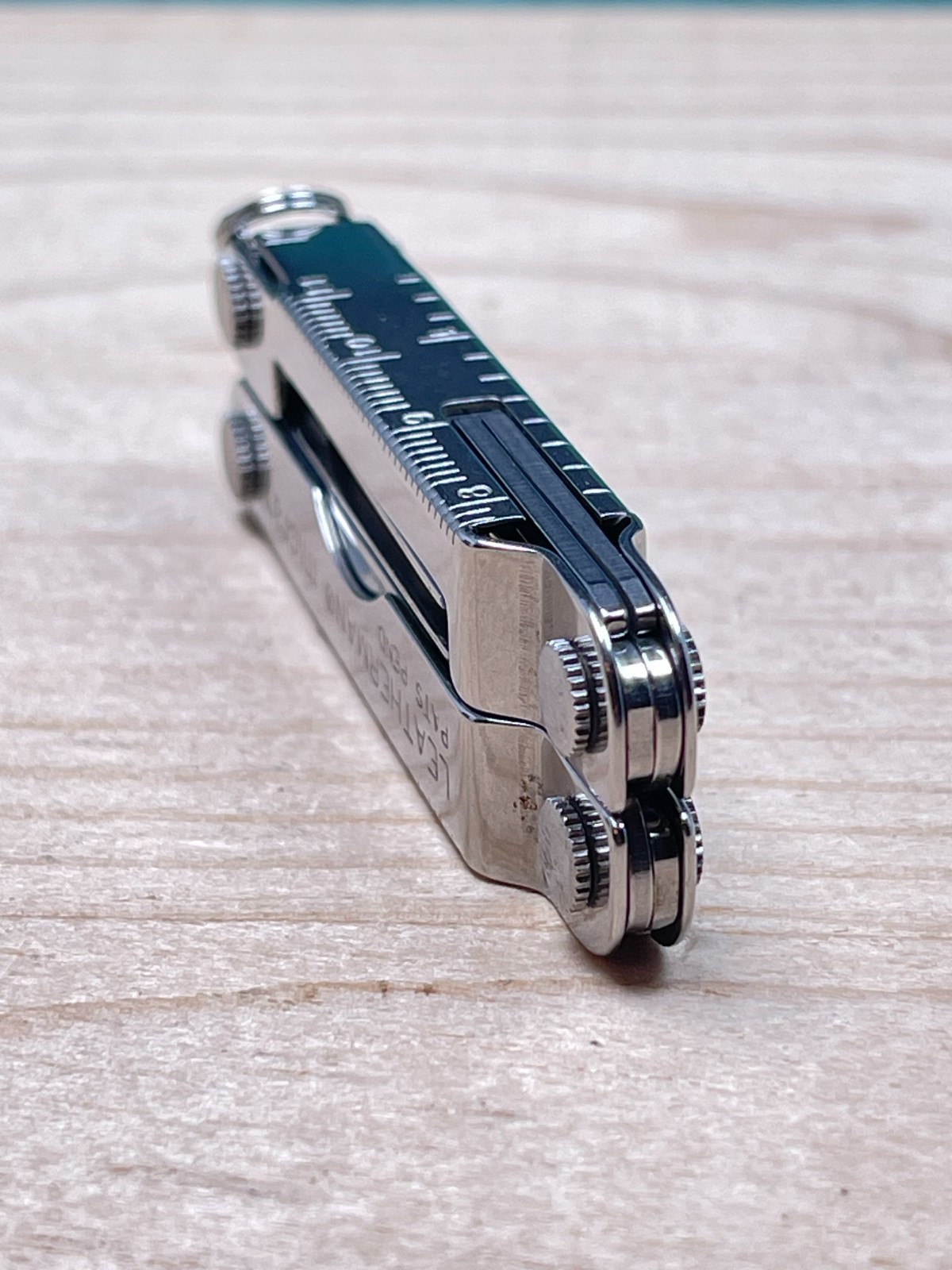 Leatherman Micra Stainless Steel Multi-tool Knife 03/06 Pat Pend. – Very Nice