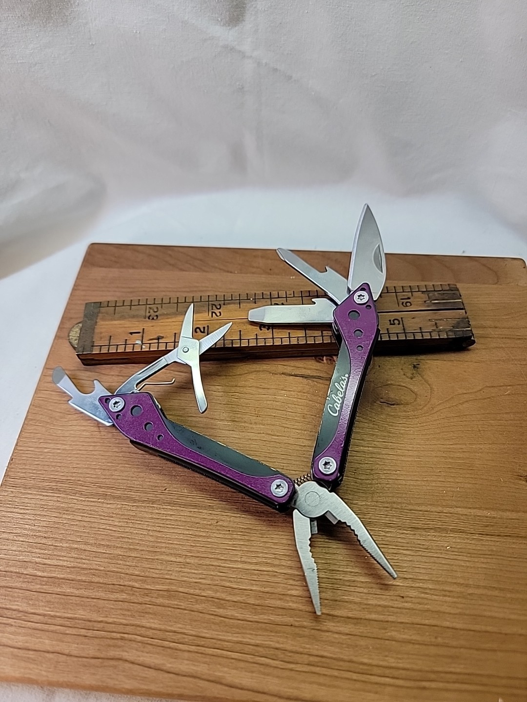 Cabelas Multi-tool Purple Black Silver 6 Tool Pocket Knife