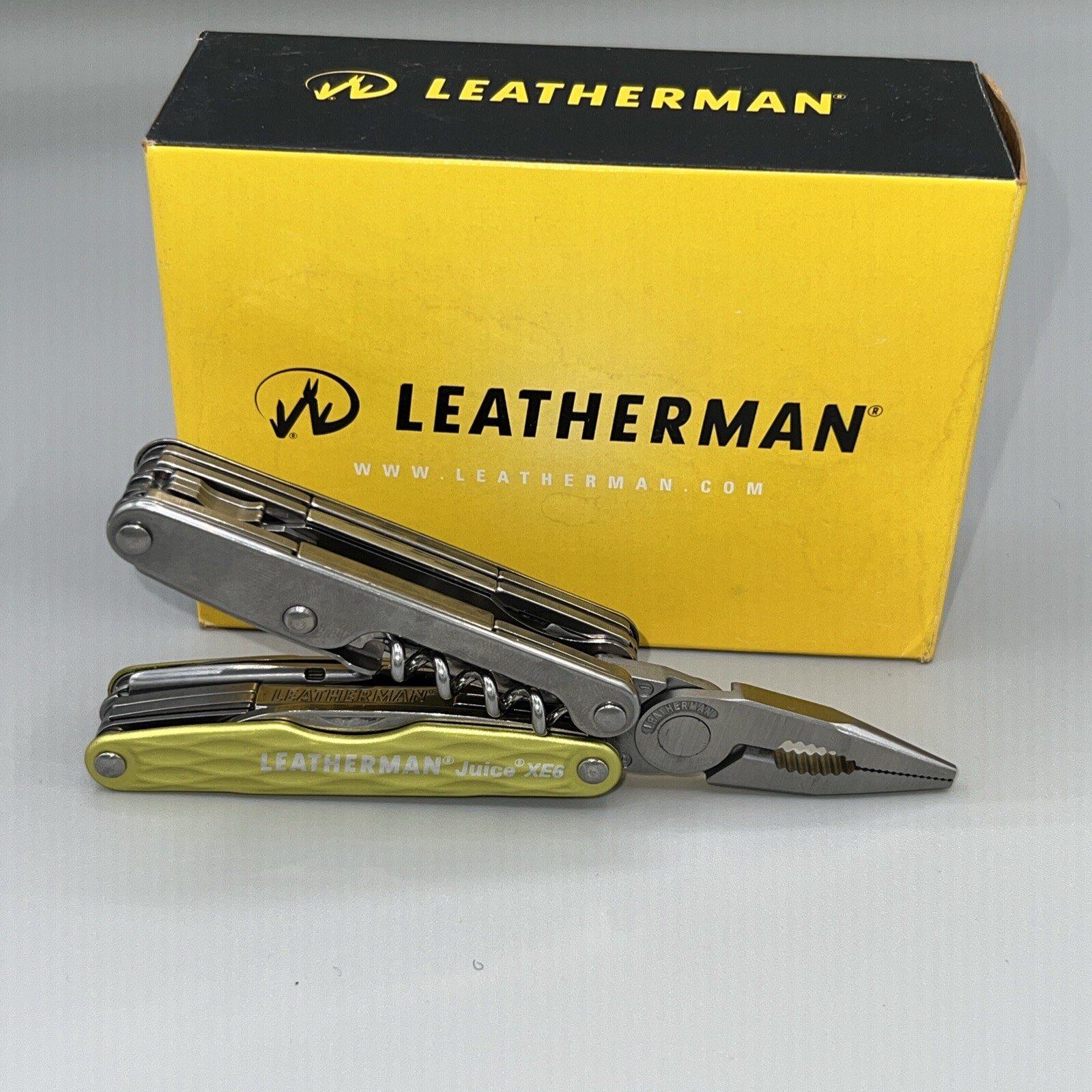 Leatherman Juice XE6 Moss Green 14 Tool w/Sheath Retired Discontinued 831932
