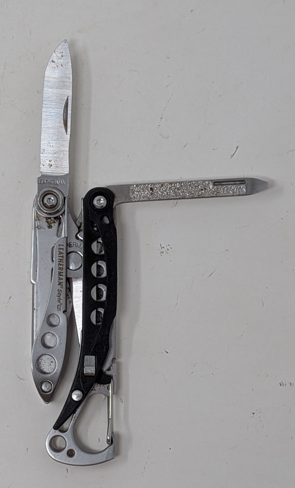 LEATHERMAN STYLE CS Black Multi-Tool Knife File Carabiner – FOR PARTS OR REPAIR