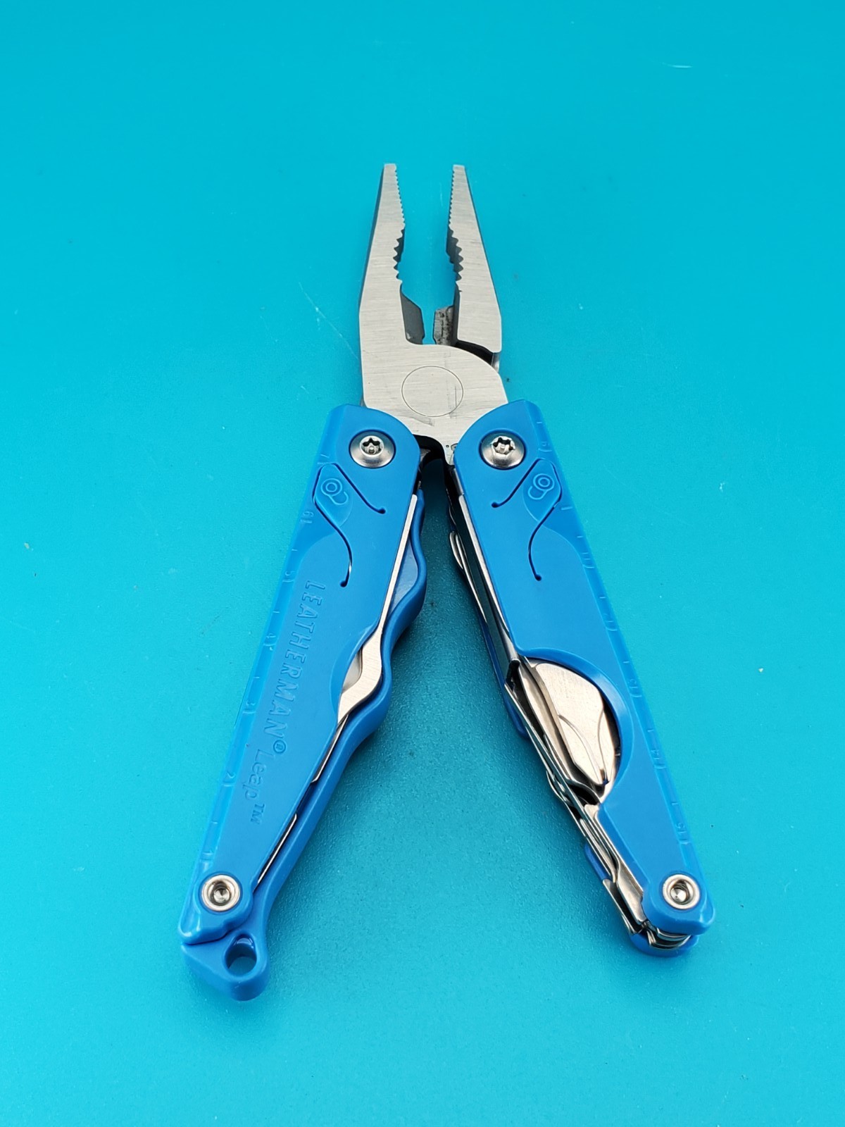 Leatherman Leap Blue Multi-Tool! Rare & Hard to Find! Retired! NEW!