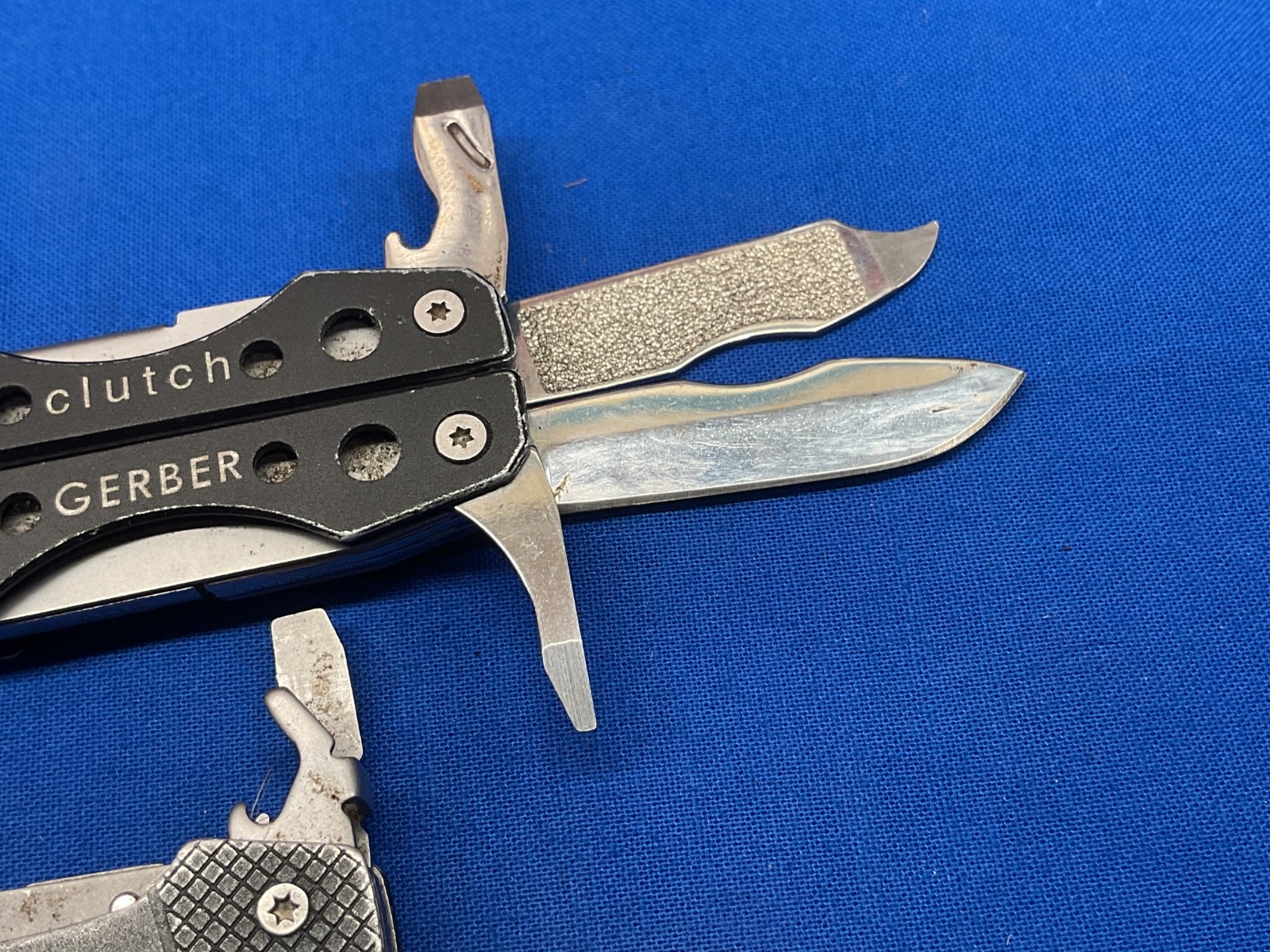 Gerber Vise and Clutch Mini Multi Tool Knife Pliers Lot of 2 Tools
