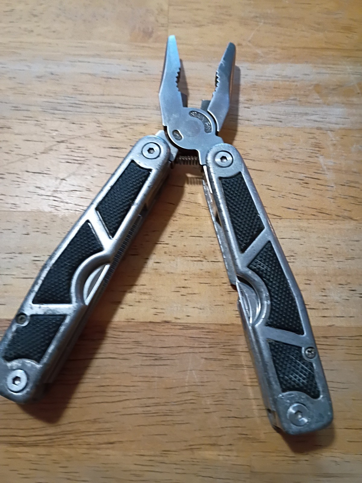 13-in-1 Multi-Tool Stainless Steel