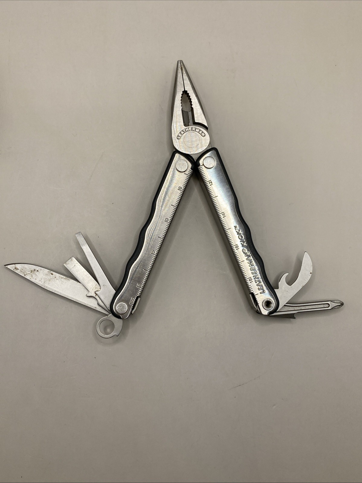 Vintage Leatherman Kick 12 Tools Retired with Leather Case Great!
