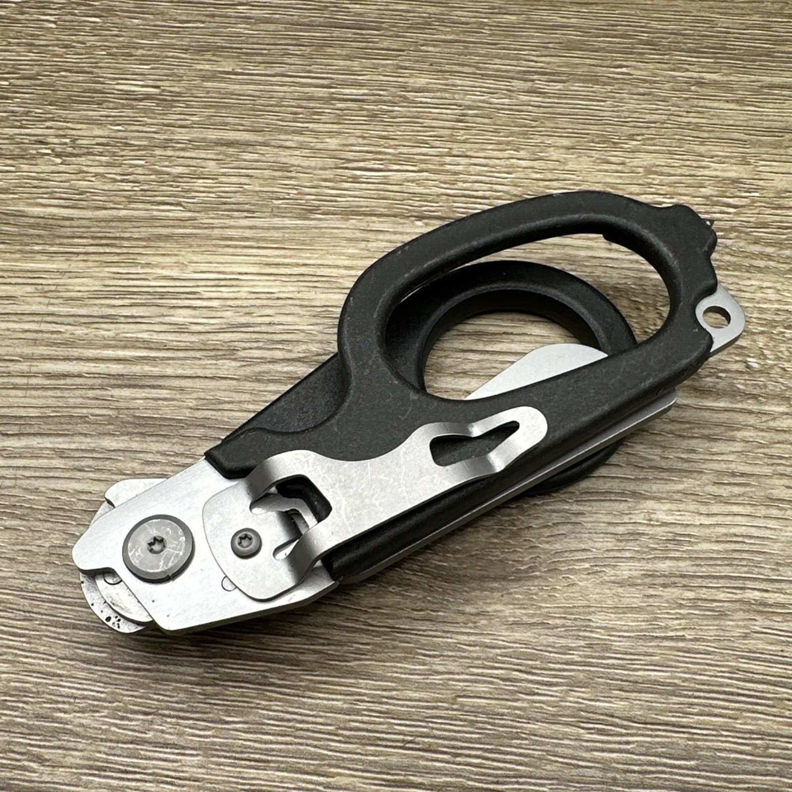 Rescue Emergency Multitool Scissors Response Multi Purpose Shears
