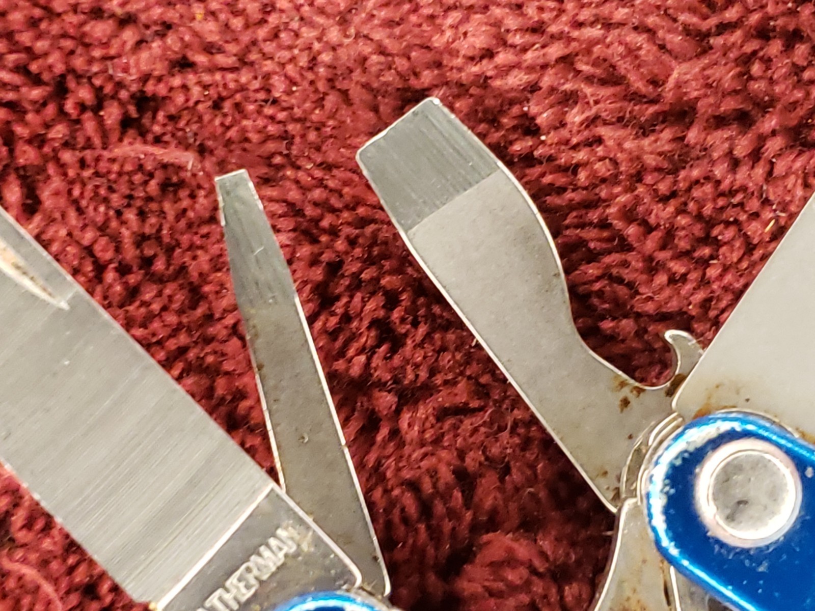 🔴 Leatherman Squirt P4 Multi-Tool Blue Keychain