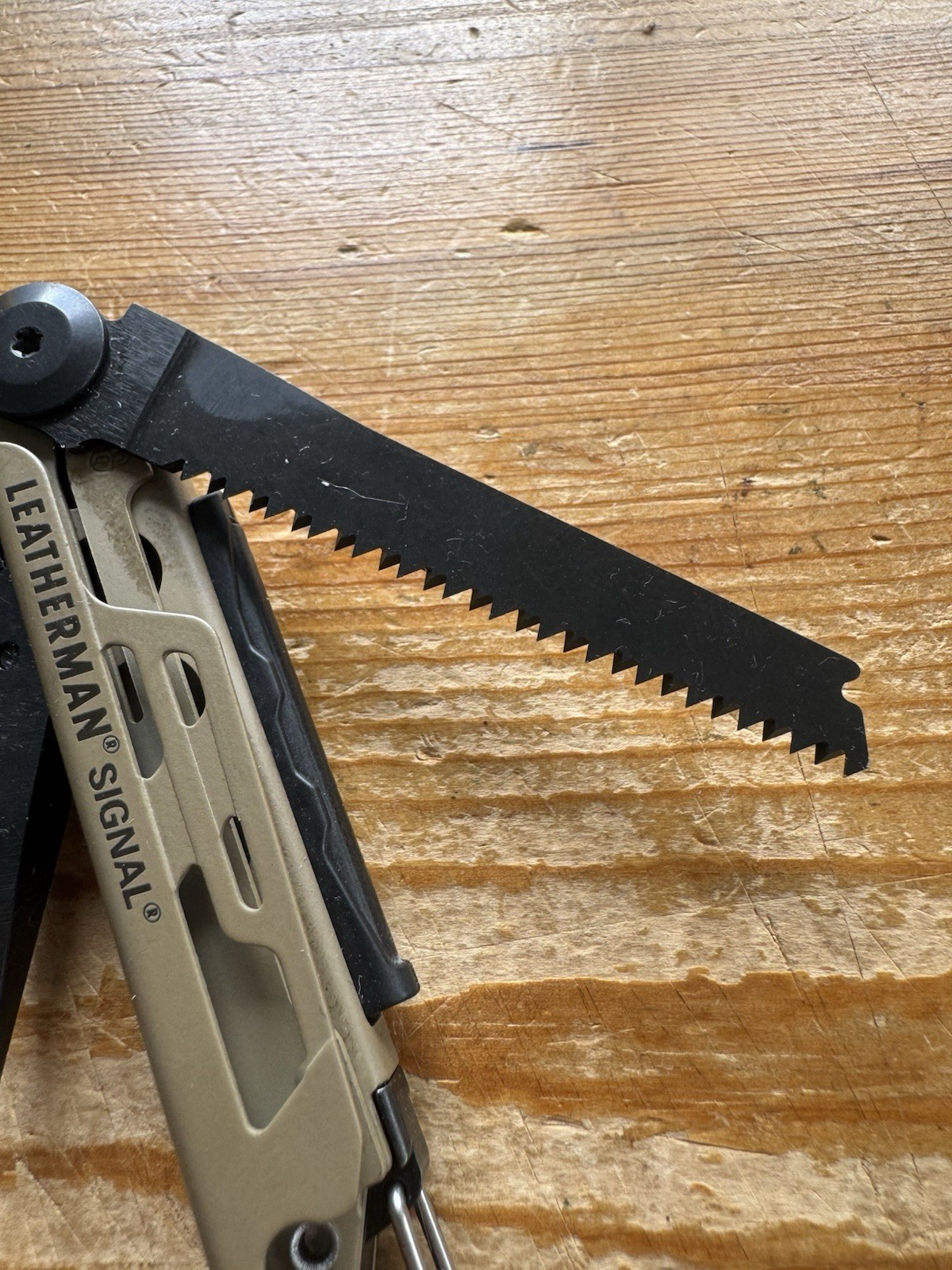 Leatherman Signal Multitool Coyote Tan Black Oxide – Factory Replacement NEW