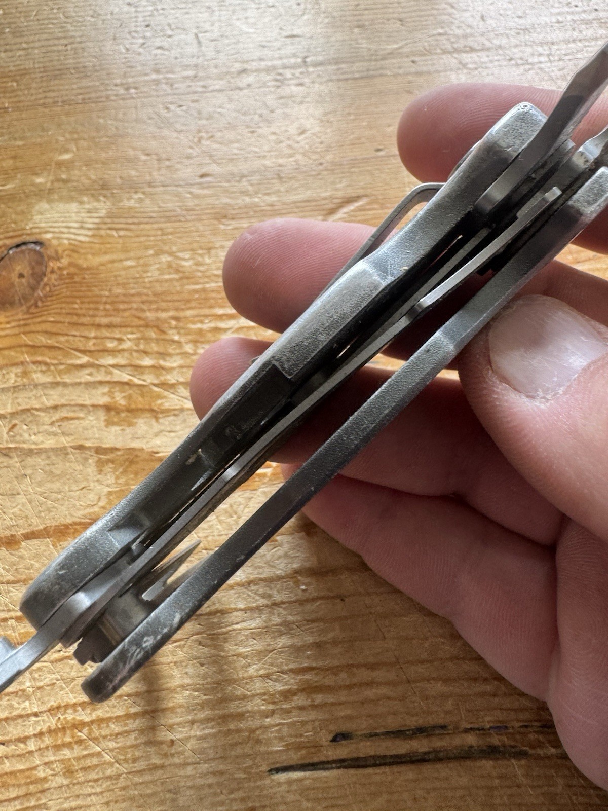 Leatherman c308 Retired Knife Multitool – Heavy Use