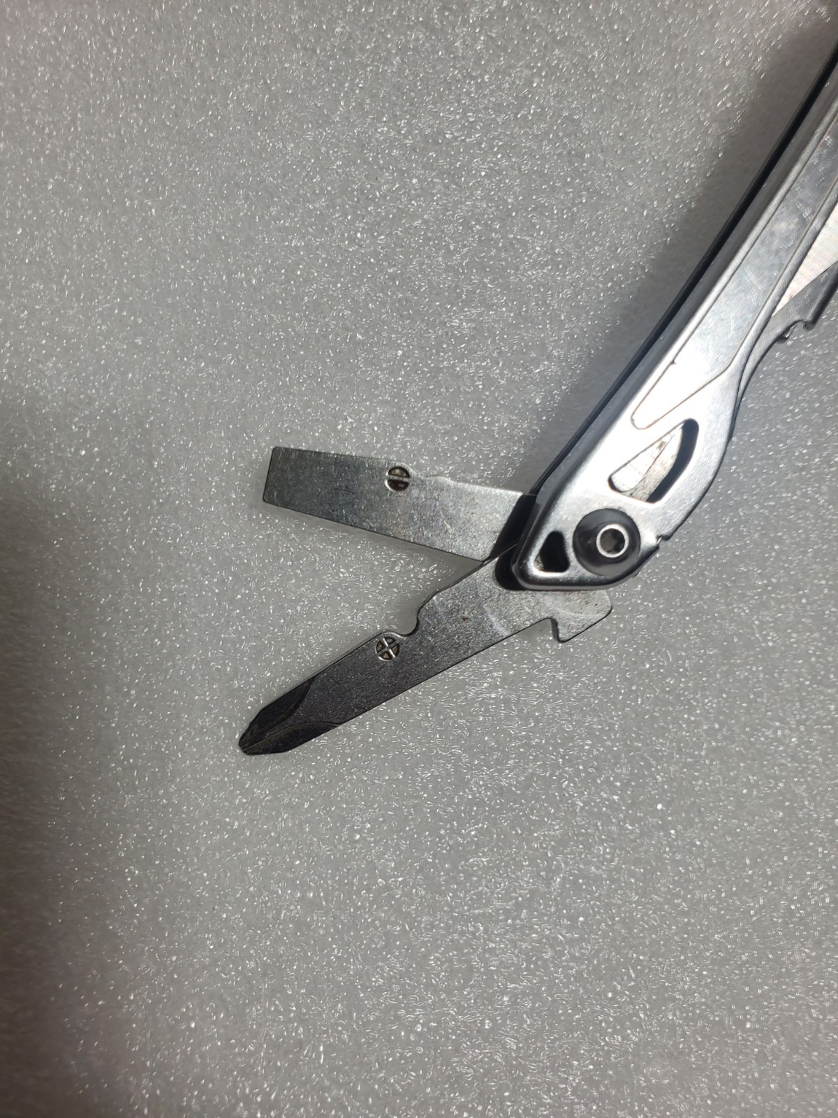 Leatherman Sidekick Multi-tool Stainless Steel With Clip Knife Pliers Saw