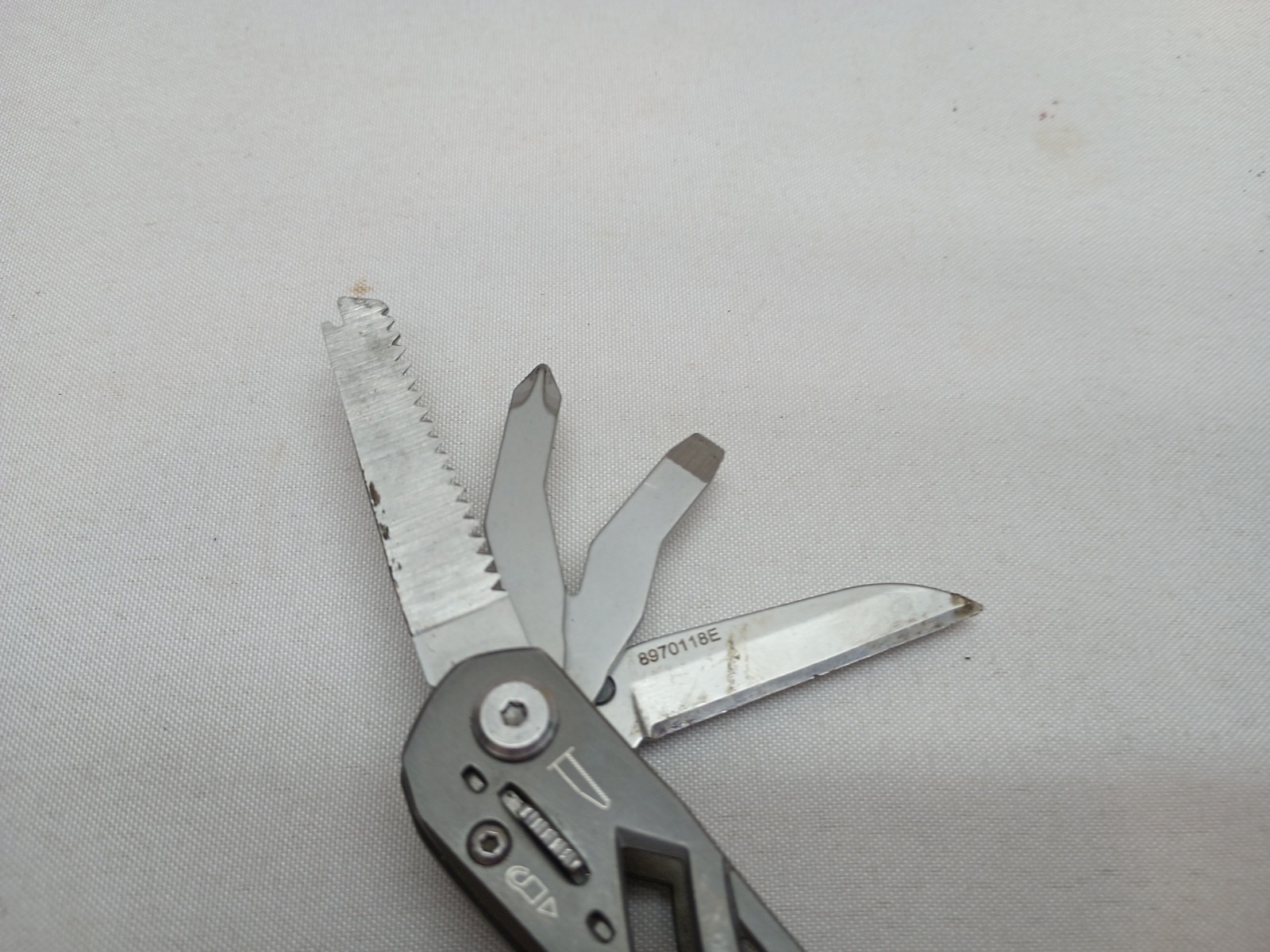 One Gerber Suspension 897011BE 8 Tools Plus Pliers