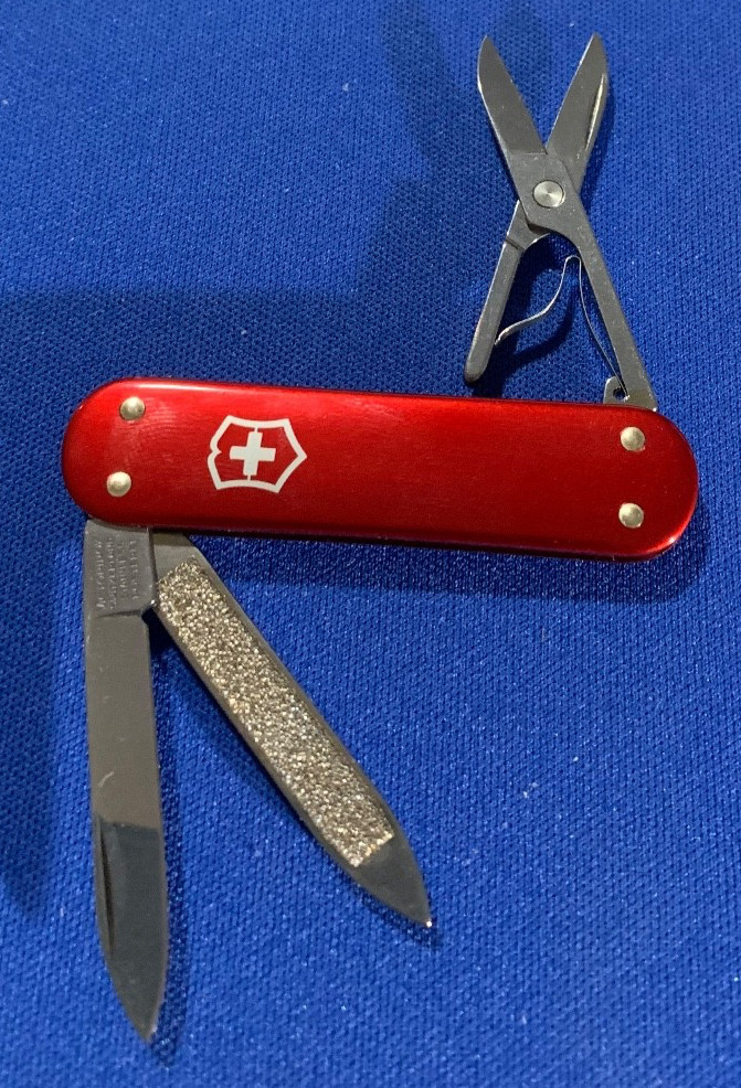 RARE Swiss Army Knife, Red Classic Alox Victorinox **ORIGINAL BOX**