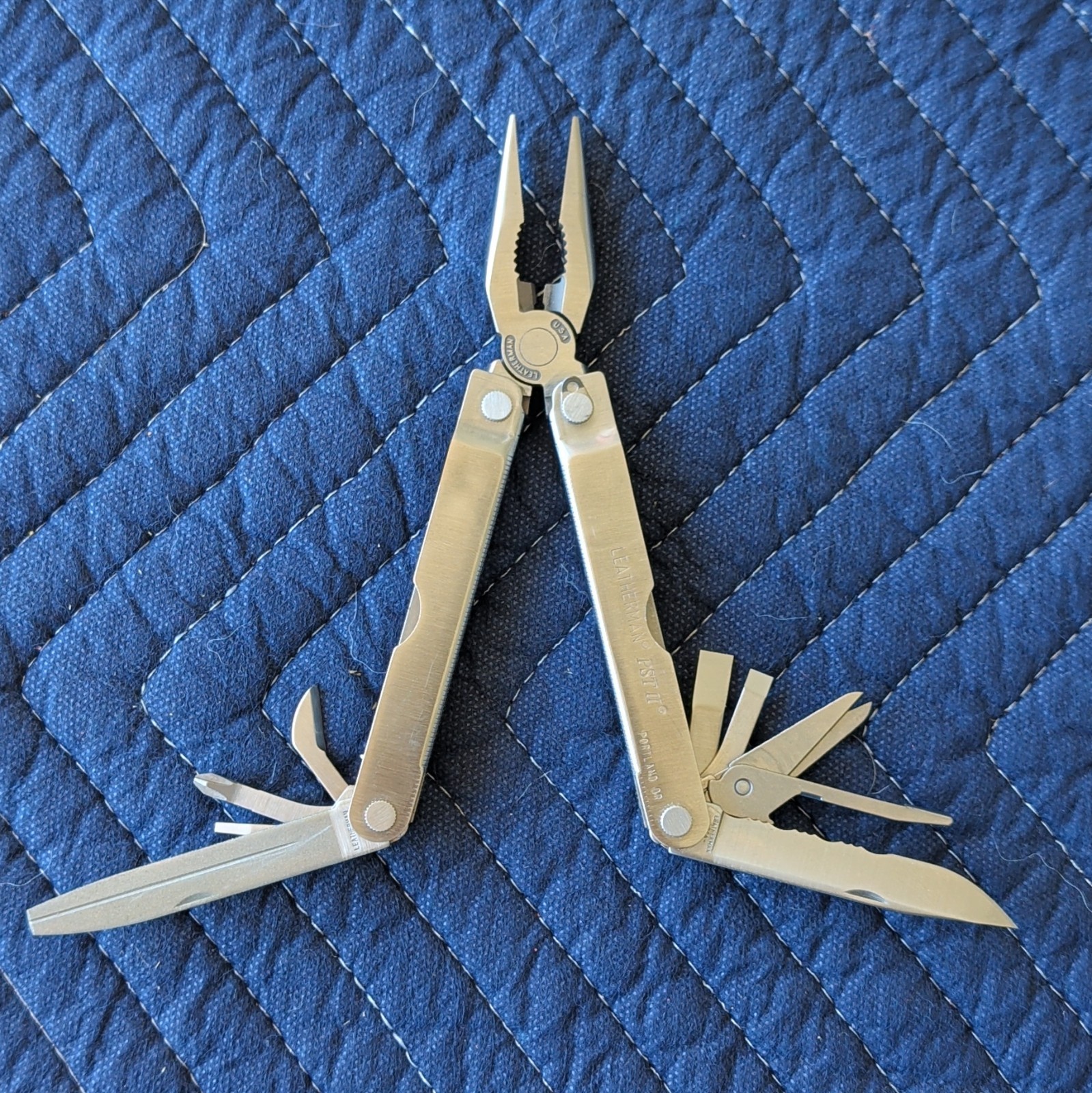 Leatherman PST II Multi-Tool 9-in-1 Stainless Steel w/ Sheath, 2-1/2″ Blade