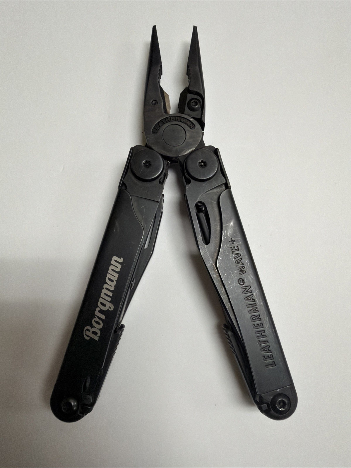 Leatherman Wave+ Plus 18-In-1 Black Oxide Multi-Tool Pliers 1-hand open w Sheath