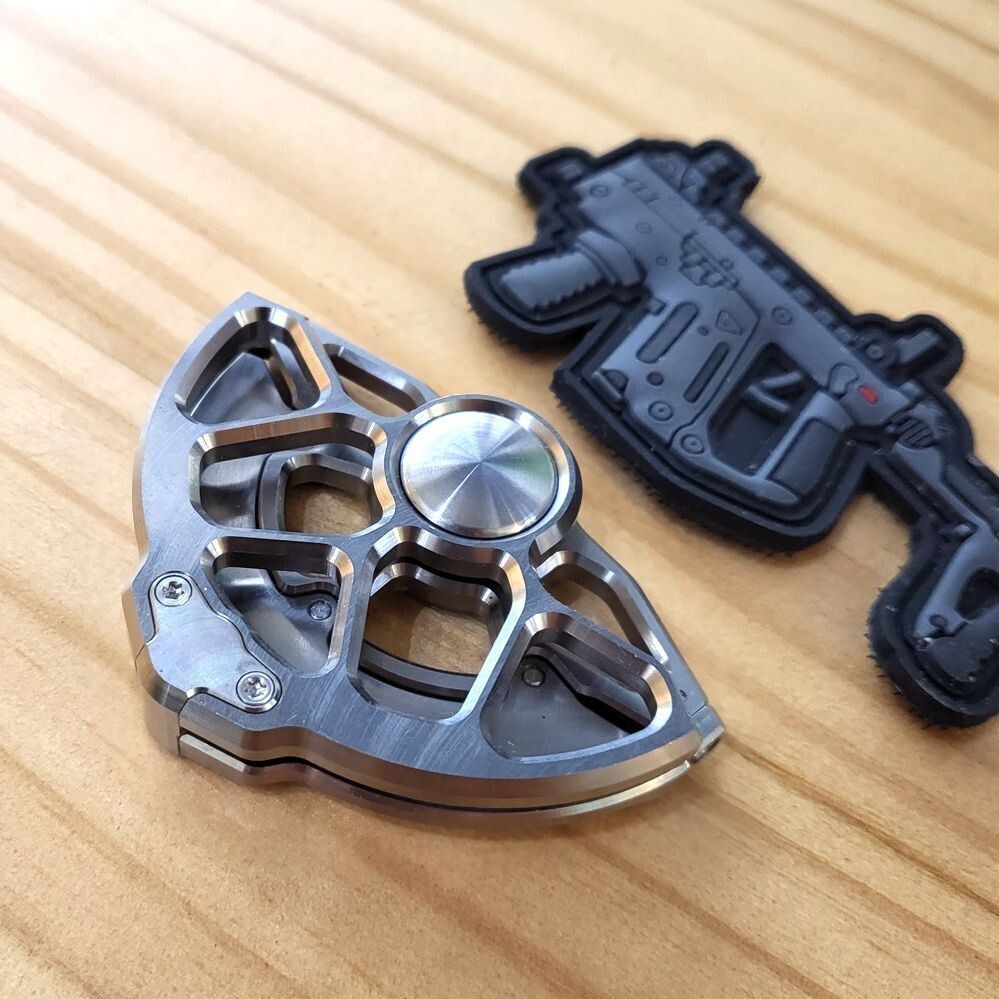 EDC Titanium Alloy Umbrella Rope Decorative Accessories Pendant Outdoor Cutter
