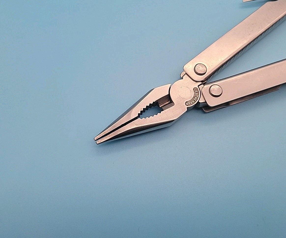 Leatherman BIG LETTER PST Multi-Tool – Knife, Pliers, File, Screwdriver -Japan