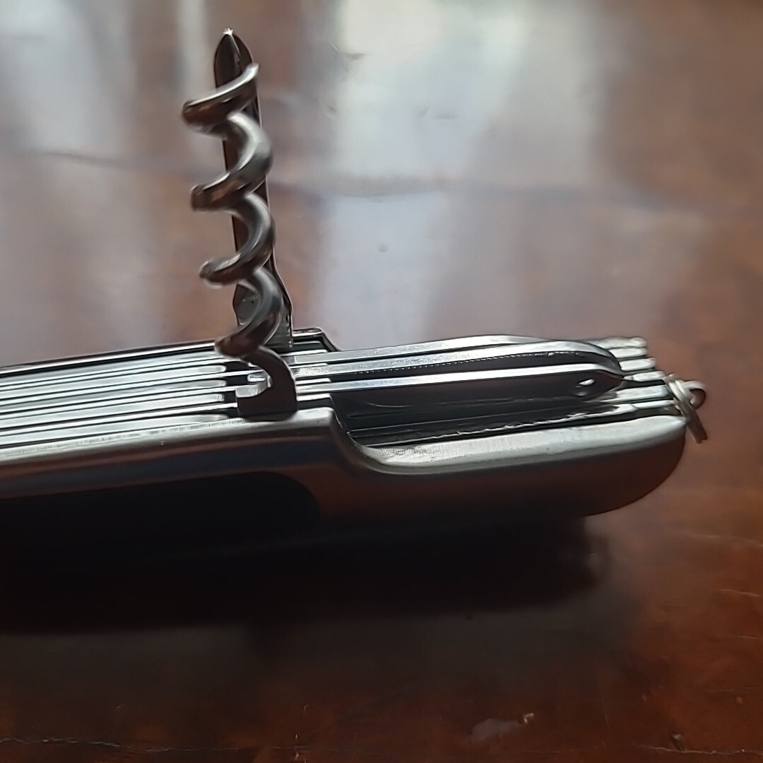 (Unused) Gentleman’s Hardware Survival Penknife Multi-Tool