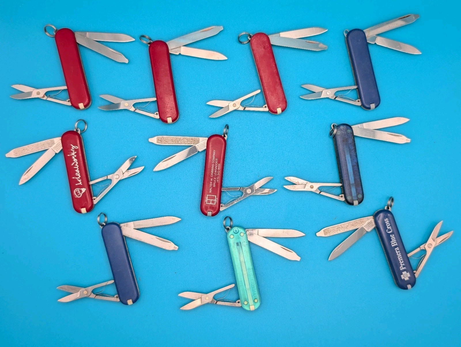 Lot of 10 Victorinox Classic Swiss Army Knife Multi Tools!