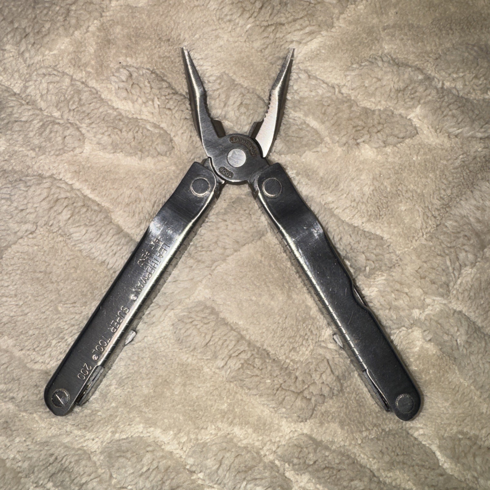 Leatherman Super Tool 200 Multi-Tool Knife w/ Sheath – Pat Pend