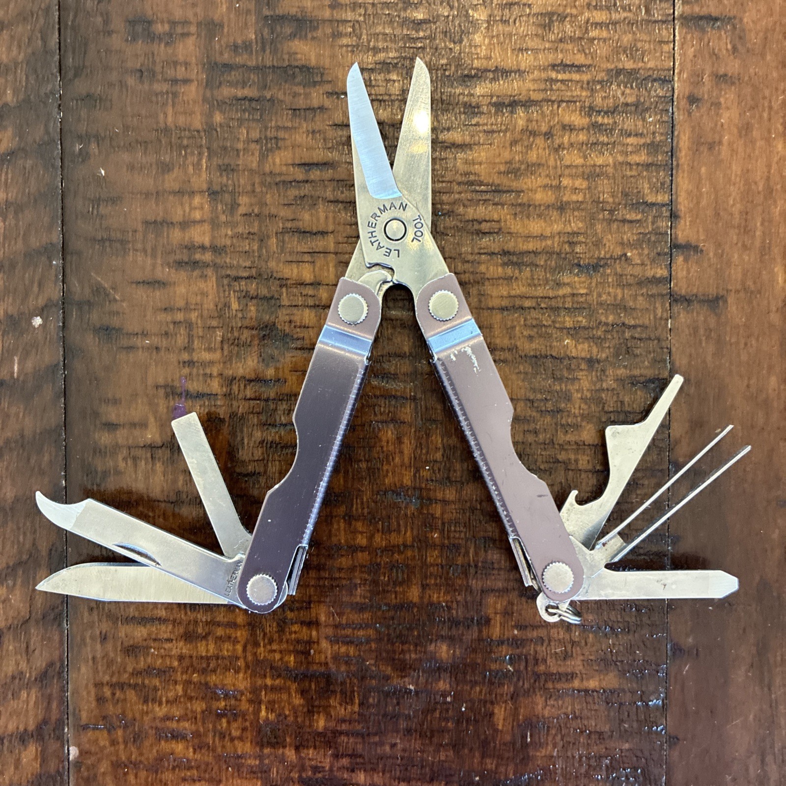 Leatherman Micra Anodized 10 in 1 Multitool Anodized Aluminum – 01/17