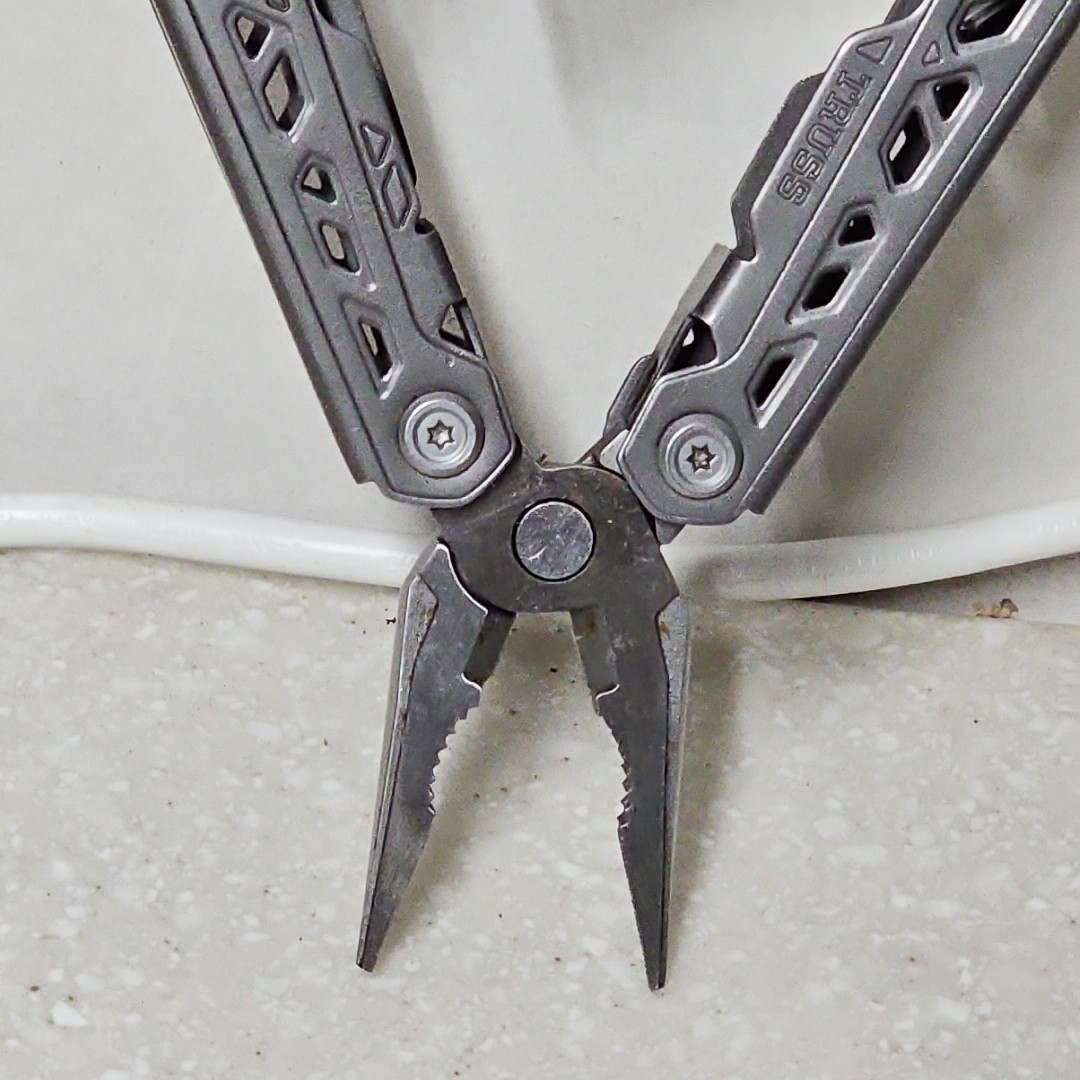 Gerber Suspension Truss 15-in-1 Multi-Tool Stainless Steel