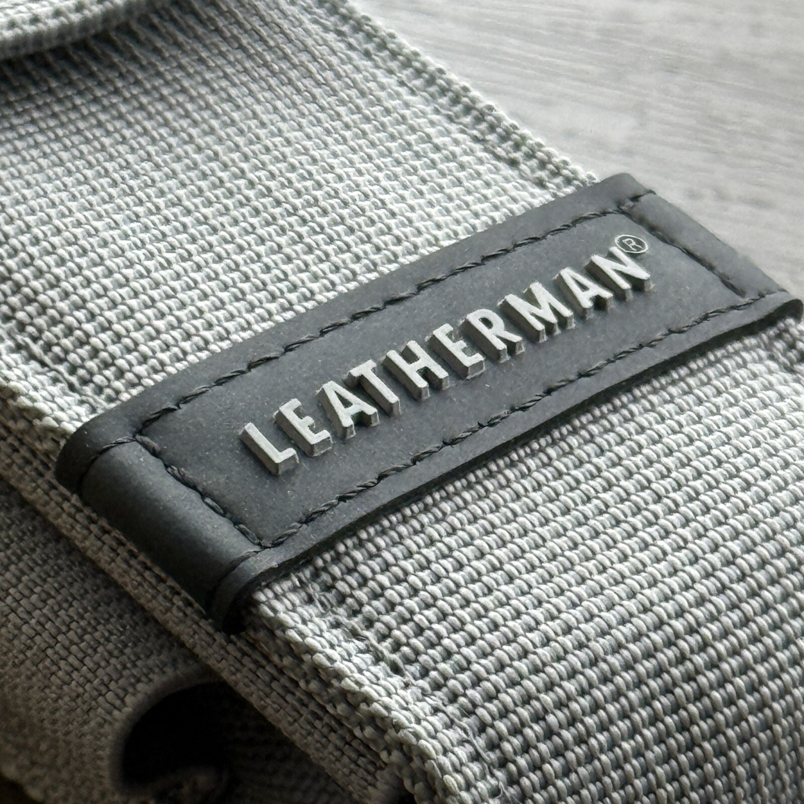 Leatherman OHT Brown/Tan w/Snap Sheath, Superb 154CM cutters!